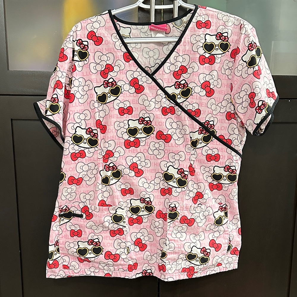 Hello Kitty Pink and Black Heart Sunglasses Top